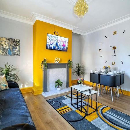 *1Es* For Your Most Relaxed & Cosy Stay + Free Parking + Free Fast Wifi * Λιντς Εξωτερικό φωτογραφία