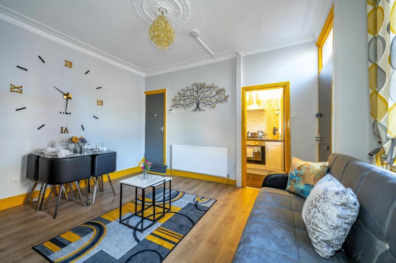 *1Es* For Your Most Relaxed & Cosy Stay + Free Parking + Free Fast Wifi * Λιντς Εξωτερικό φωτογραφία